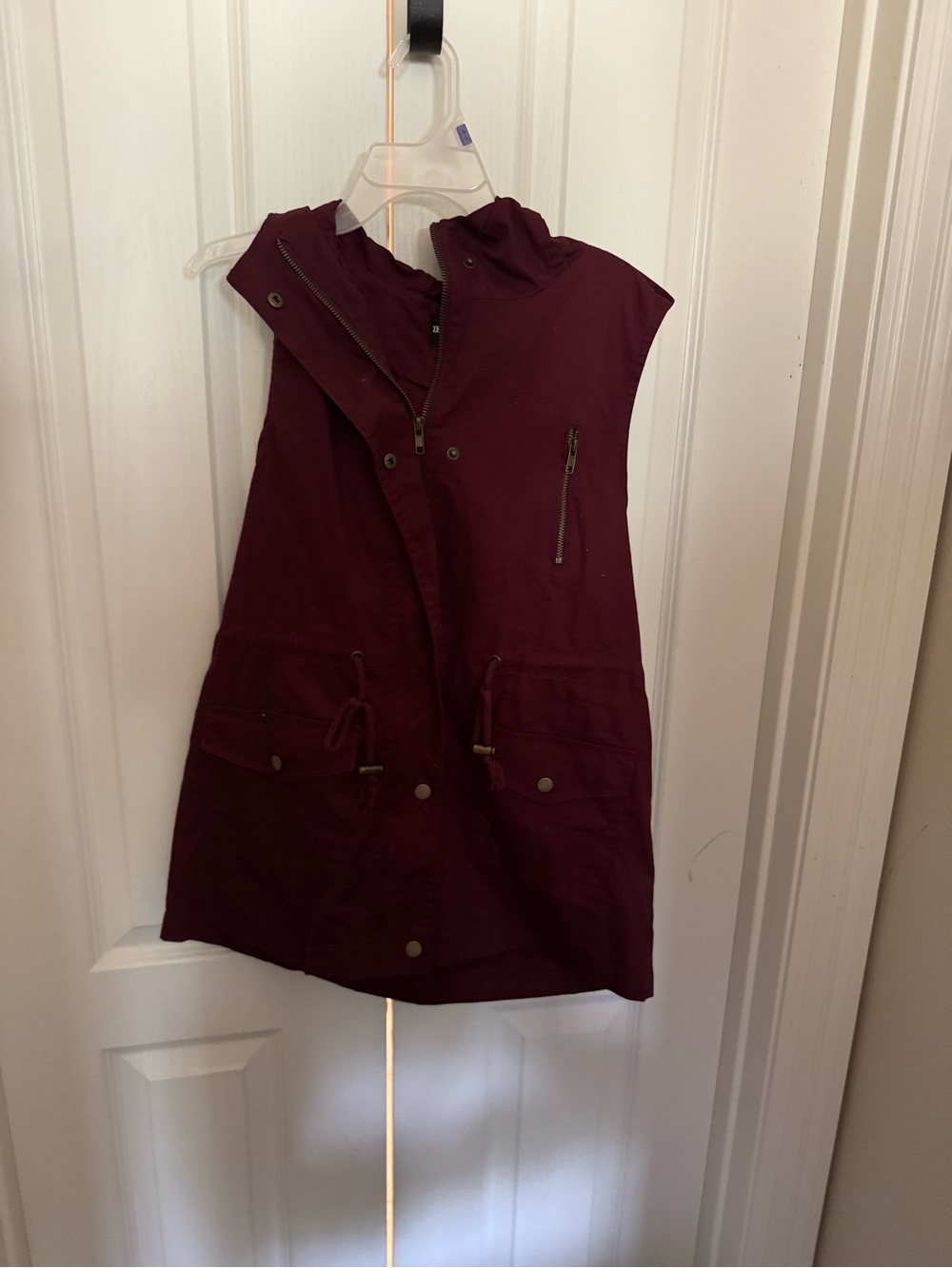 Zenana Outfitters Sleeveless Hooded Utility Vest - Burgundy